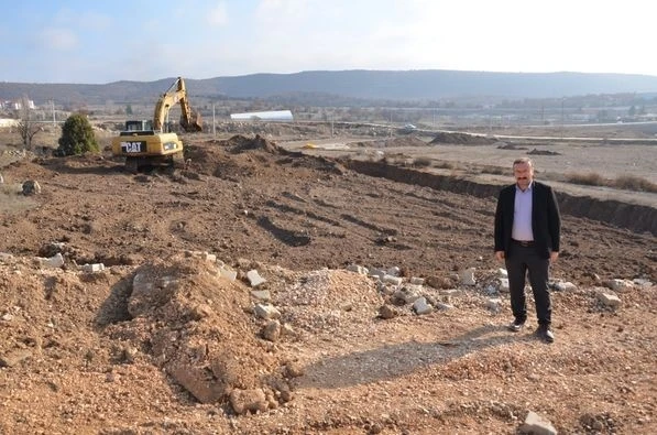 Emet şehir stadı yapım çalışmaları başladı
