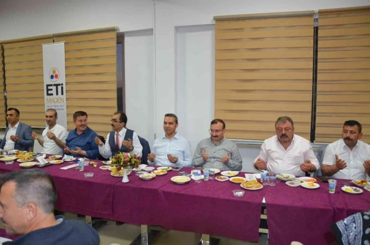 Emetli esnaflar birlik iftarında buluştu
