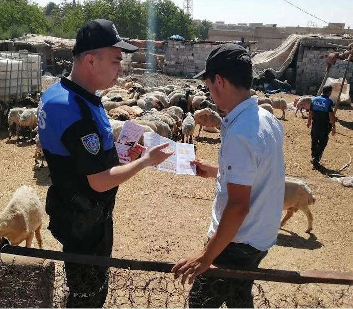 Emniyet, Kurban pazarında dolandırıcılığa karşı satıcıları uyardı