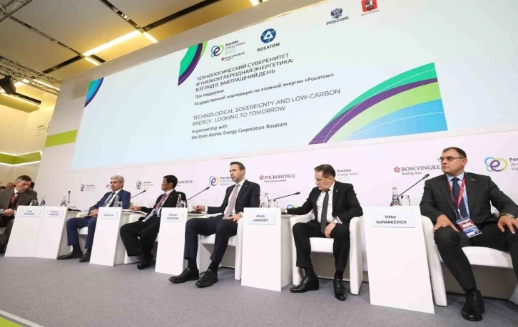 Enerji ve Tabii Kaynaklar Bakanı Bayraktar: "Rosatom Türk yenilenebilir enerji pazarına yatırım yapmak istiyor"
