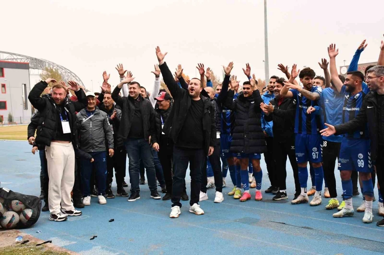 Erciyes 38 FK Başkanı Dirgenali: &quot;Play-Off oynamak ve üst lige çıkmak istiyoruz&quot;
