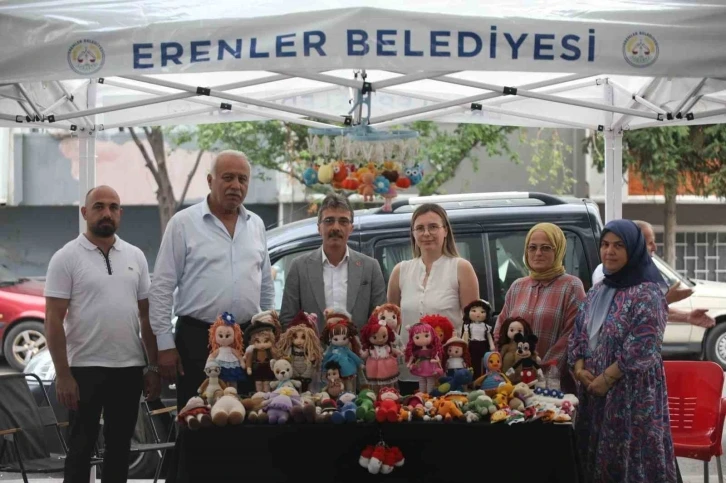 Erenler’de &quot;Hanımeli ve 2. El Pazarı&quot; ilk kez kuruldu
