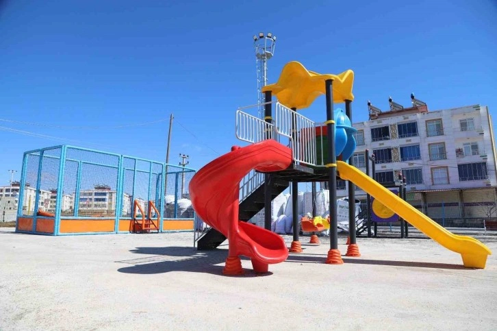 Ergani Belediyesi 3 Mahallede Yeni Parklarını Tamamladı