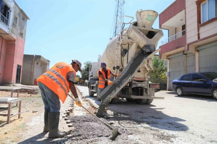 Ergani’de yol onarım çalışmalarına başlandı
