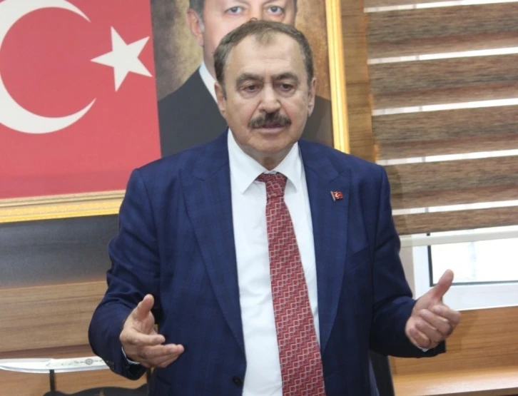 Eroğlu: “Muhtarlar devlet ve millet arasında bir köprüdür”
