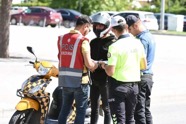 Erzincan’da motosiklet, traktör ve servis araçları denetlendi
