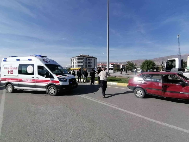 Erzincan’da trafik kazası: 4 yaralı
