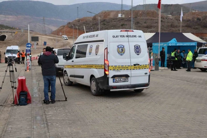 Erzincan İliç’te toprak kaymasının meydana geldiği maden ocağının çevre izin ve lisans belgesi iptal edildi
