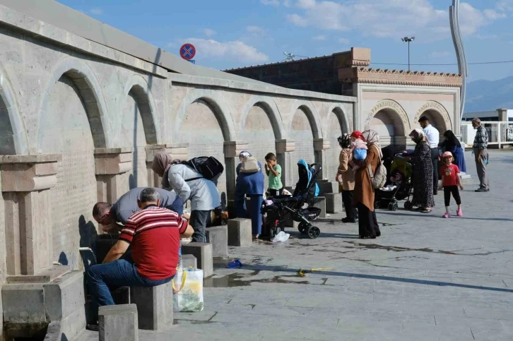 Erzincan’ın ekşi suyuna ilgi her geçen gün artıyor
