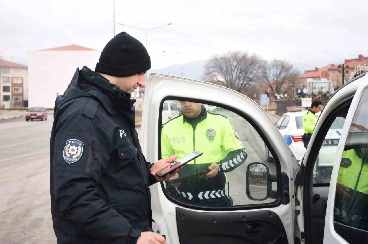 Erzincan polisinden Huzur Uygulaması
