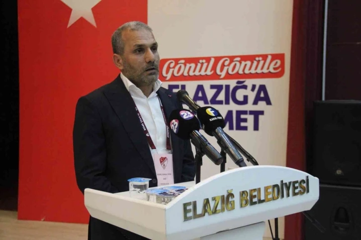 ES Elazığspor Başkanı Çayır, transfere engel dosyalar için İstanbul’a gitti
