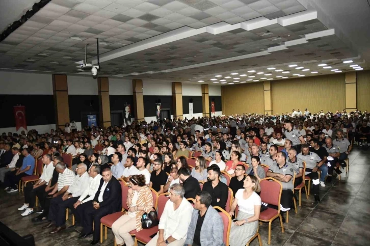 Esenyurt Belediye Başkanı Bozkurt: "Görevimiz Esenyurtluları mutlu ve huzurlu kılmak"
