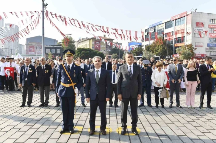 Esenyurt’ta 30 Ağustos Zafer Bayramı dolayısıyla tören gerçekleştirildi
