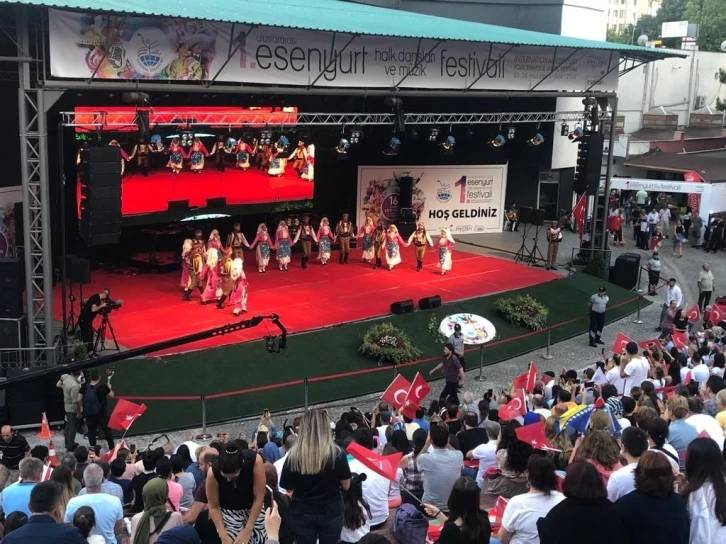 Esenyurt’ta Halk Dansları ve Müzik Festivali son buldu
