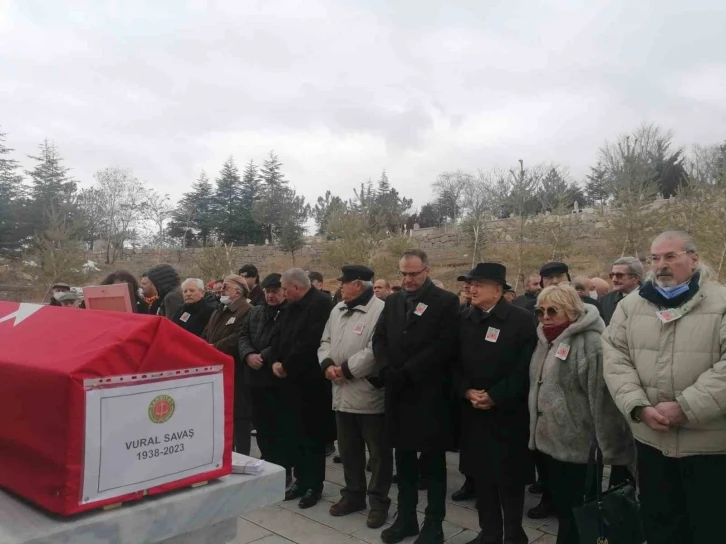 Eski Yargıtay Cumhuriyet Başsavcısı Savaş son yolculuğuna uğurlandı
