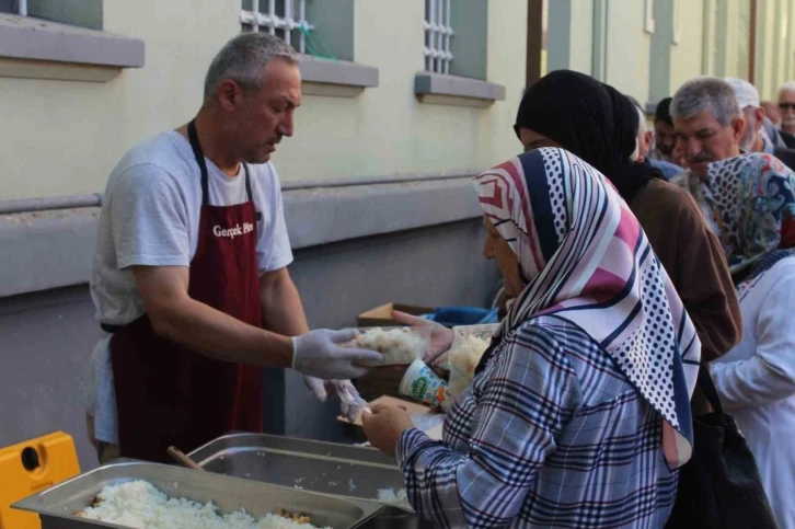 Eskişehir’de vefat eden vatandaş için hayır yapıldı
