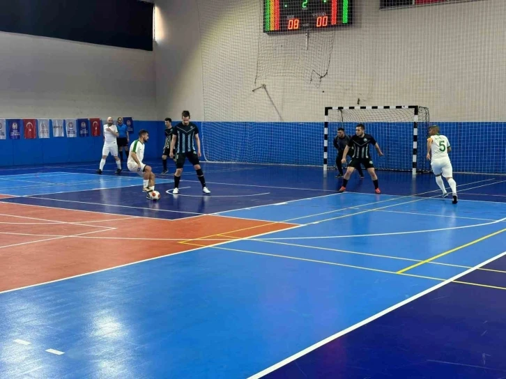 Eskişehir’in ev sahipliği yaptığı Futsal Az Görenler 1. Llig’inde ilk maçlar oynandı
