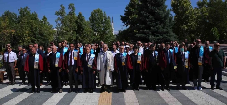 ESOGÜ’de 15 Temmuz Demokrasi ve Milli Birlik Günü Anma Töreni düzenlendi
