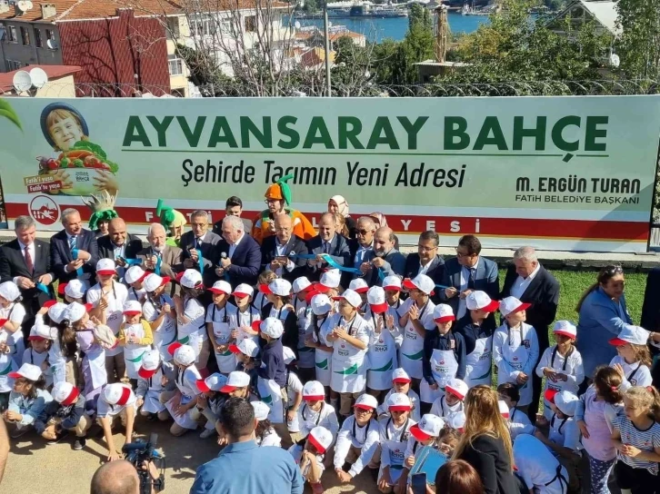 Fatih’te Ayvansaray Bahçe açıldı
