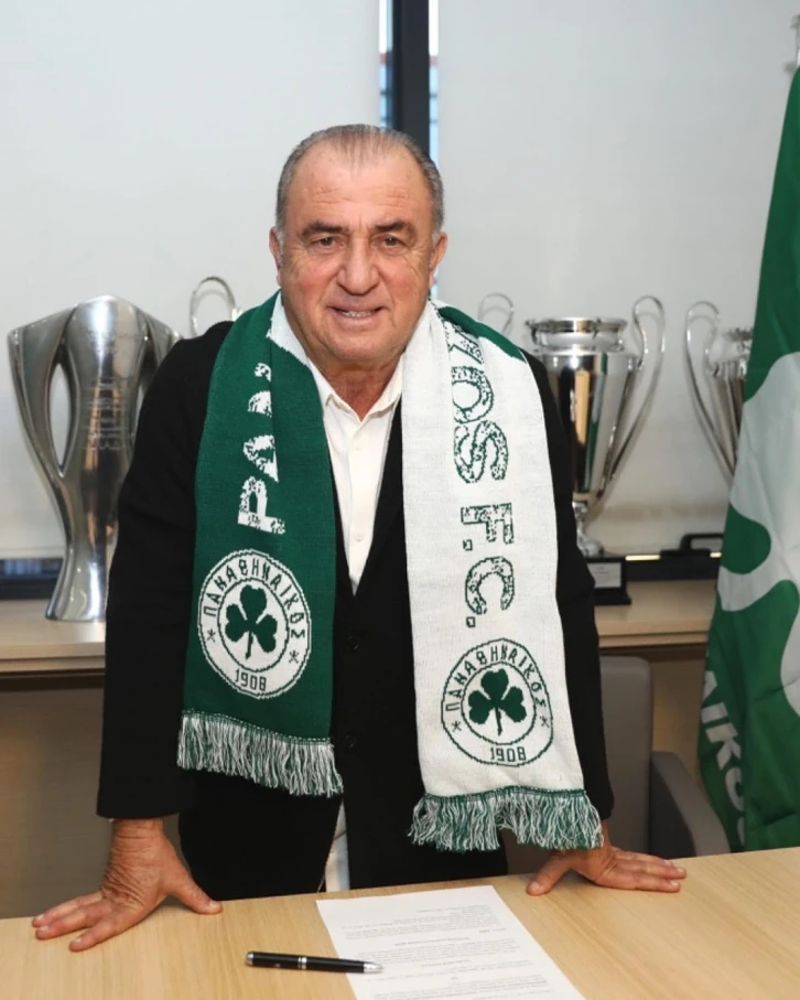 Fatih Terim, Panathinaikos’a resmi imzayı attı
