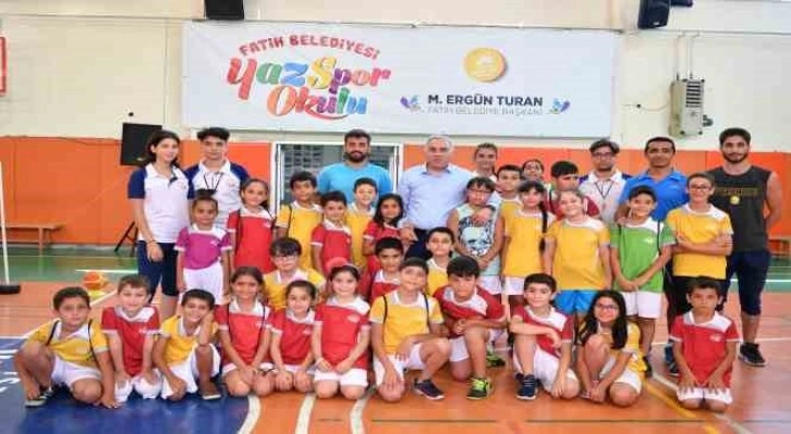 Fatih’te 9 branşta yaz spor okulları başlıyor