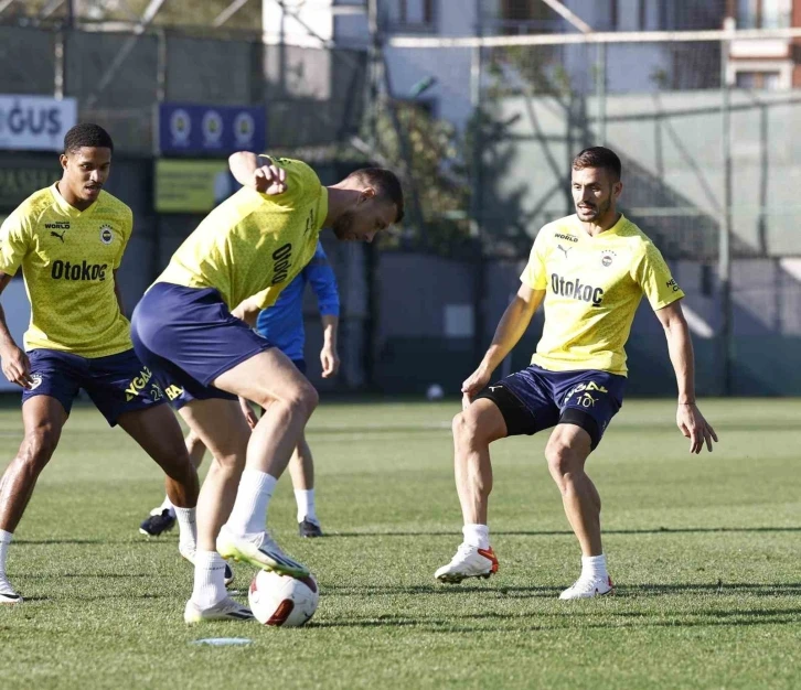 Fenerbahçe, Antalyaspor maçı hazırlıklarını tamamladı
