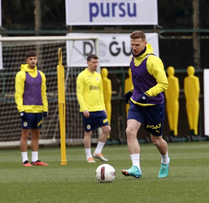 Fenerbahçe, Başakşehir maçı hazırlıklarına başladı
