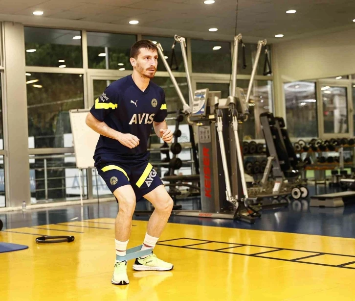 Fenerbahçe’de Peres ve Henrique sevinci
