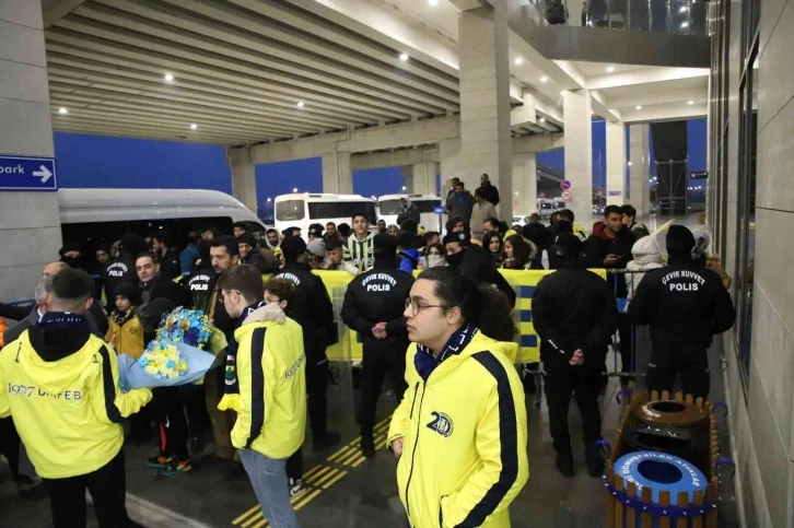 Fenerbahçe kafilesi Gaziantep’te
