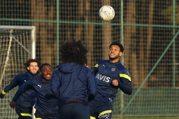 Fenerbahçe, Konyaspor maçı hazırlıklarını tamamladı
