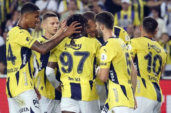 Fenerbahçe, Lille karşısında tur peşinde
