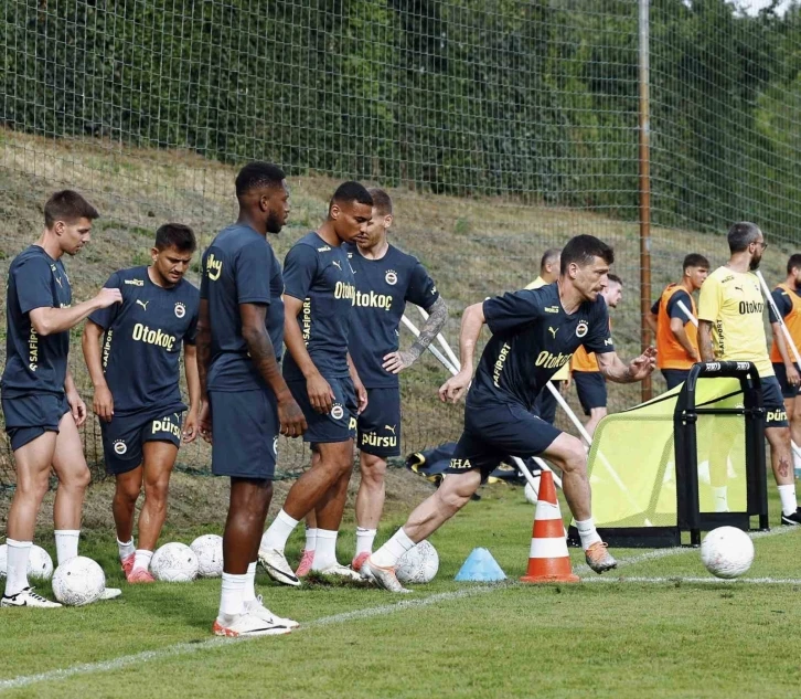 Fenerbahçe, yeni sezon hazırlıklarını Avusturya’da sürdürüyor

