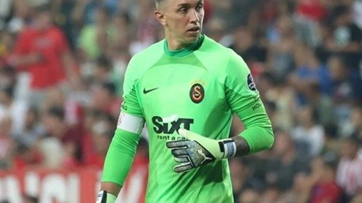 Fernando Muslera'ya sürpriz talip! Sıcak bakıyor