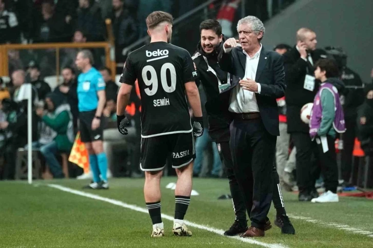 Fernando Santos ilk derbisini kaybetti
