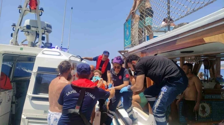 Fethiye’de gezi teknesinde yaralanan vatandaş tahliye edildi
