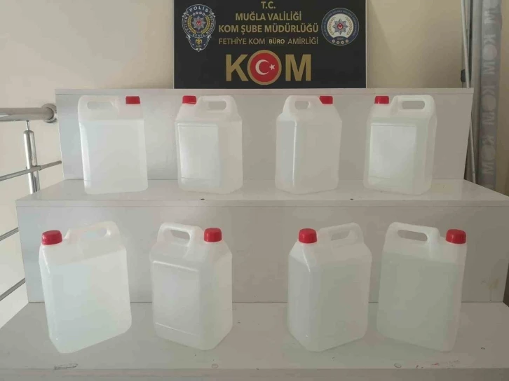 Fethiye’de polis ekipleri 140 litre etil alkol ele geçirildi
