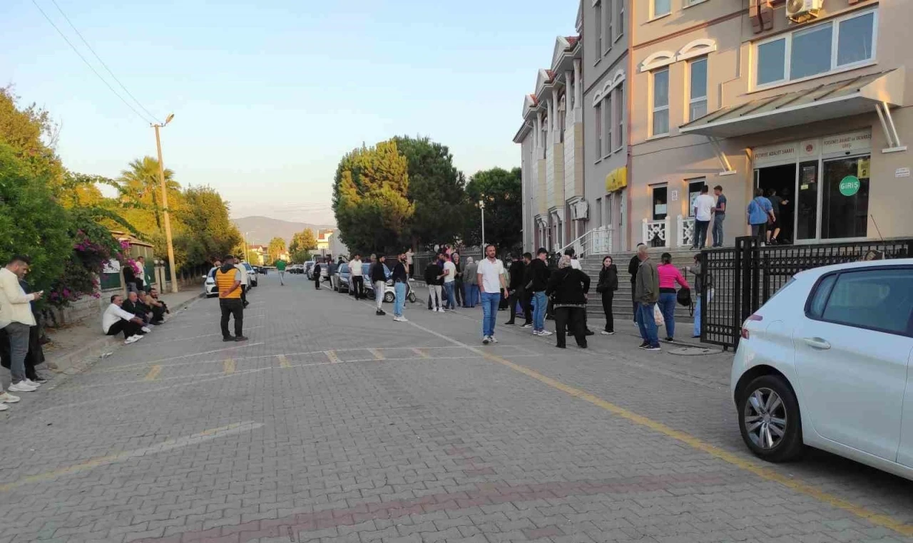 Fethiye merkezli yasa dışı bahis operasyonu: 35 gözaltı
