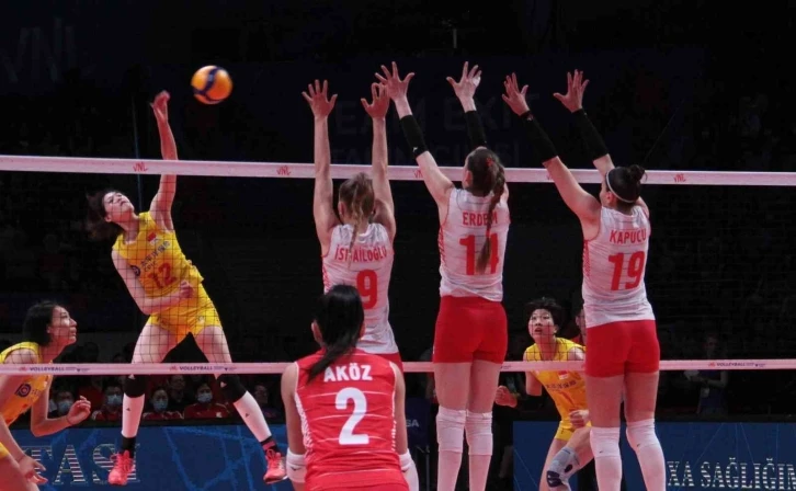 FIVB Milletler Ligi: Türkiye: 1 - Çin: 3
