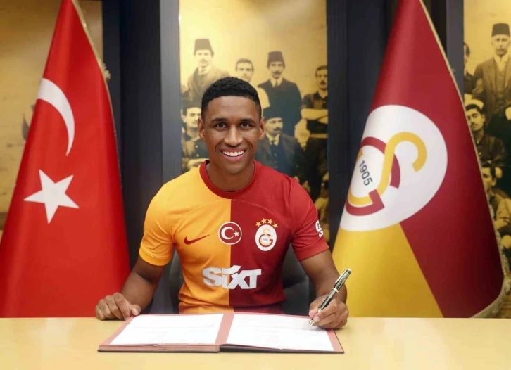 Galatasaray’da Tete’nin lisansı çıktı
