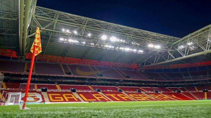 Galatasaray-Fenerbahçe derbisinin bilet fiyatları belli oldu