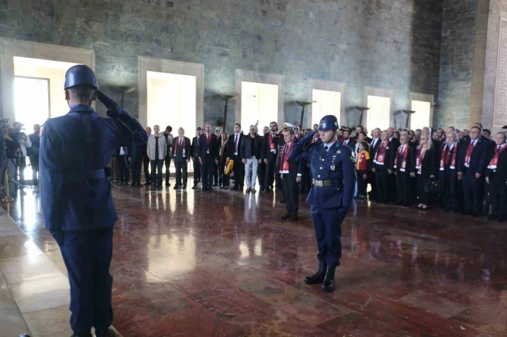 Galatasaray Spor Kulübü, Anıtkabir’i ziyaret etti
