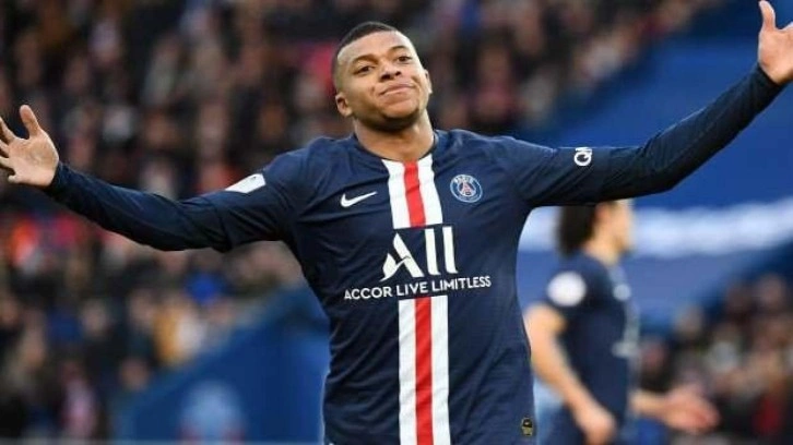 Galtier'in Mbappe notu kameralara yakalandı