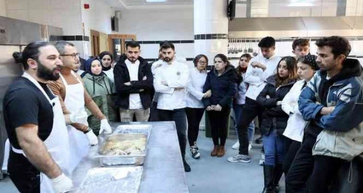 GAÜN’de beyran etkinliği düzenlendi