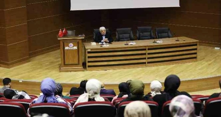 GAÜN’de Gaziantep’in Kurtuluşu konferansı