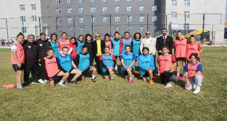 Gaziantep ALG Spor kadın futbolunun yeni yıldızlarını arıyor