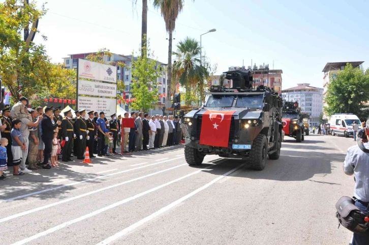 Gaziantep’in ilçelerinde 30 Ağustos coşkusu
