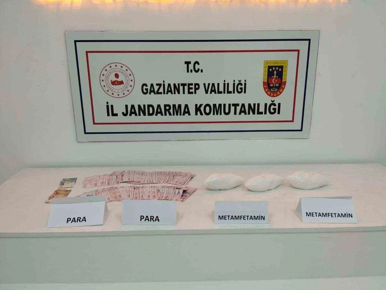 Gaziantep’te 1,5 kilo metamfetamin ele geçirildi
