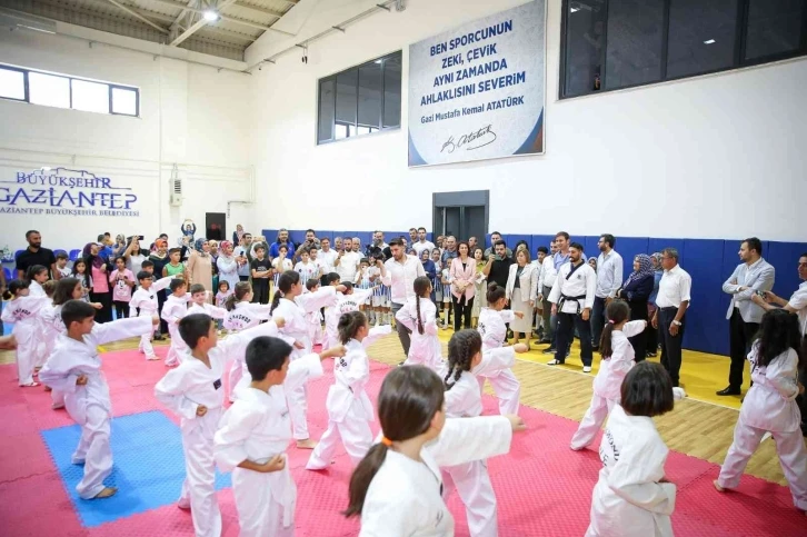 Gaziantep’te 79 bin genç tatilde sporla buluştu
