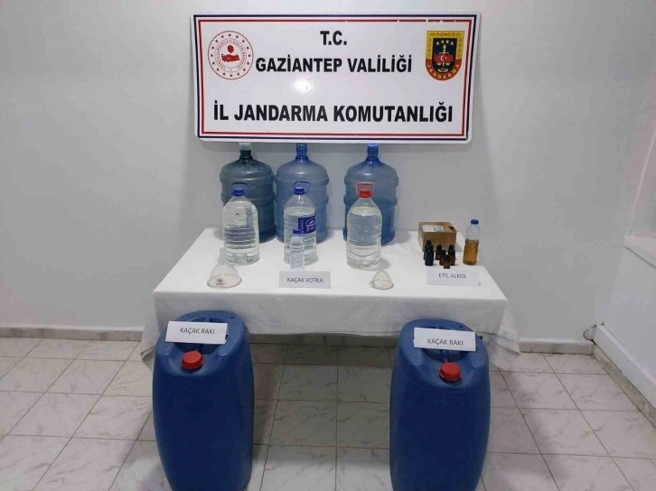 Gaziantep’te Kaçak İçki Operasyonunda 102 Litre İçki Ele Geçirildi