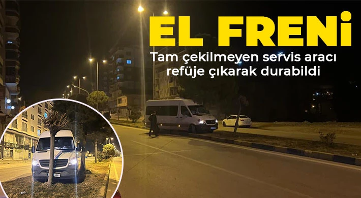 Gaziantep’te Öğrenci Servisi Kaza Yaptı: El Freni Çekilmeyen Araç Ağaca Çarparak Durabildi